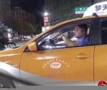 تصاویر) + استفاده راننده تاکسی از ماسک قشنگی حین رانندگی در شب! (